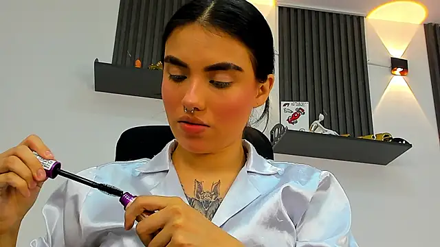 isabella hv online show from 07-30-26, 08:19