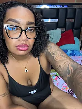  Piel Canela online show from 05-09-26, 02:06