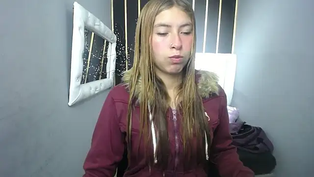 Snapshot of nancy_blonde chatting on 06-16-26, 01:14 nancy blonde online show from 06-16-26, 01:14