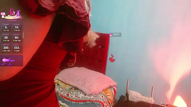 Snapshot of Sweet-Mommy-Milf chatting on 07-10-26, 01:21 Sweet-Mommy-Milf online show from 07-10-26, 01:21