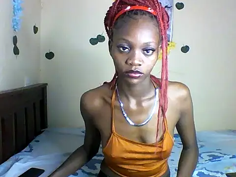 Snapshot of LunaNior chatting on 06-04-26, 05:24 LunaNior online show from 06-04-26, 05:24