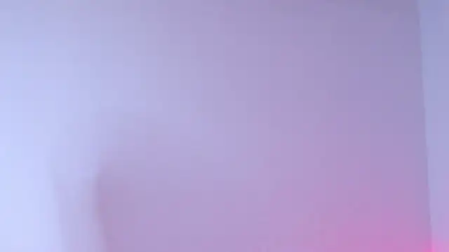Snapshot of LeahAngell chatting on 06-27-26, 12:22 LeahAngell online show from 06-27-26, 12:22