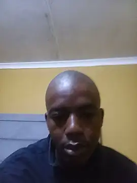 Snapshot of luxolo7 chatting on 05-26-26, 04:08 luxolo7 online show from 05-26-26, 04:08