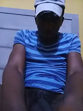 Snapshot of luxolo7 chatting on 06-26-26, 12:26 luxolo7 online show from 06-26-26, 12:26