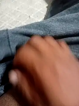 keerth52 online show from 04-18-26, 05:39