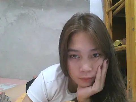 Snapshot of Sexybabe168 chatting on 04-22-26, 12:02 Sexybabe168 online show from 04-22-26, 12:02