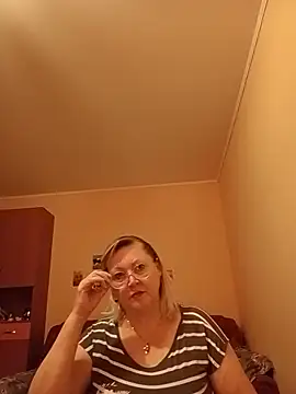 I amVeronicle online show from 07-19-26, 10:08