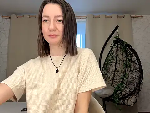 MariaSpadoni online show from 04-27-26, 04:49