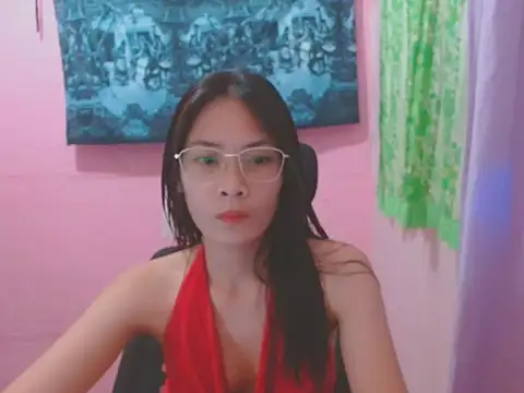 Snapshot of Sweetsexylady19 chatting on 05-26-26, 12:23 Sweetsexylady19 online show from 05-26-26, 12:23
