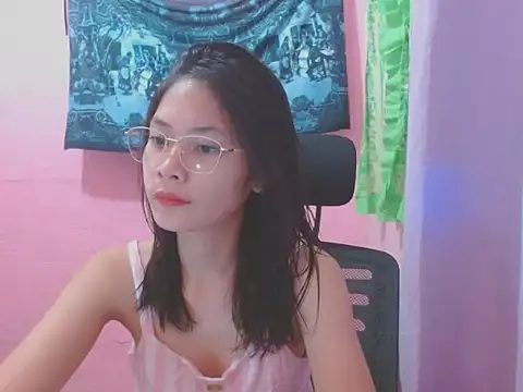 Snapshot of Sweetsexylady19 chatting on 07-17-26, 04:30 Sweetsexylady19 online show from 07-17-26, 04:30