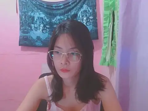 Snapshot of Sweetsexylady19 chatting on 07-26-26, 06:43 Sweetsexylady19 online show from 07-26-26, 06:43
