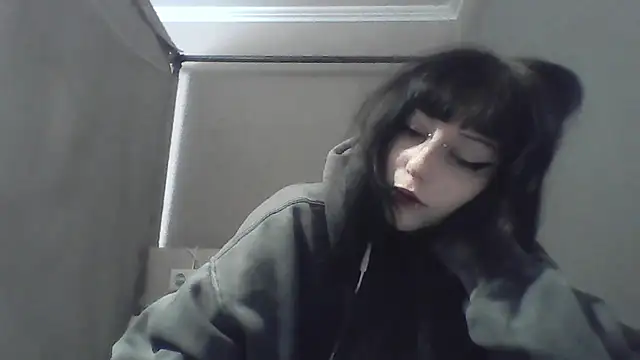 Snapshot of ChargedReign chatting on 04-25-26, 11:35 ChargedReign online show from 04-25-26, 11:35