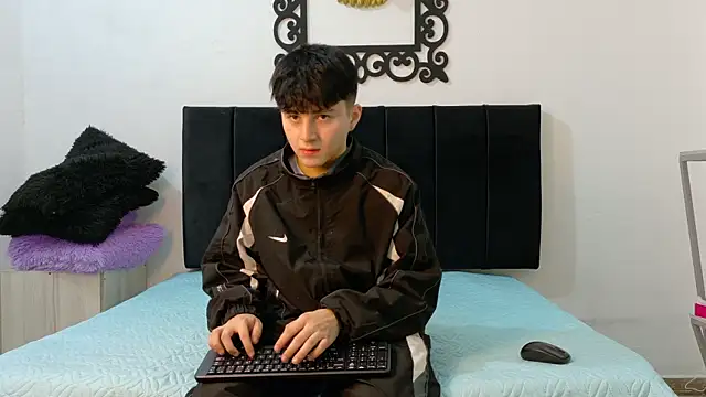 LunayDream online show from 06-20-26, 11:35