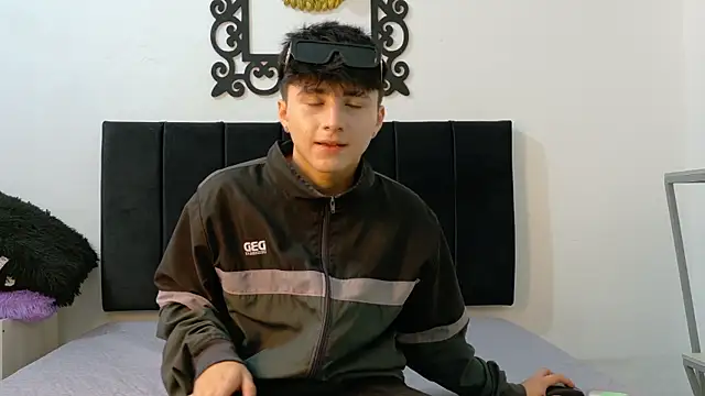 LunayDream online show from 06-23-26, 11:41