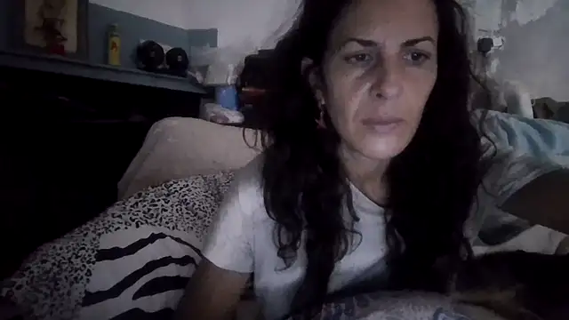 Snapshot of jazmin39 chatting on 07-12-26, 06:15 jazmin39 online show from 07-12-26, 06:15