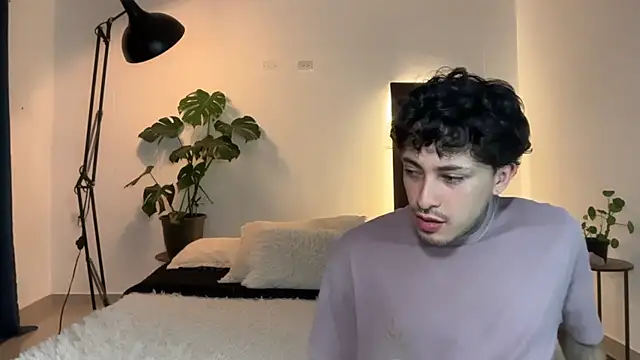 Snapshot of Noah_and_Steven chatting on 05-16-26, 10:08 Noah and Steven online show from 05-16-26, 10:08