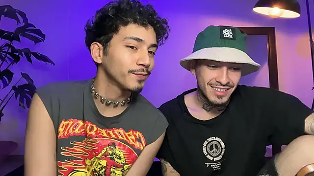 Snapshot of Noah_and_Steven chatting on 06-21-26, 03:14 Noah and Steven online show from 06-21-26, 03:14