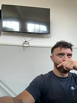 Snapshot of ildoge chatting on 06-26-26, 10:19 ildoge online show from 06-26-26, 10:19