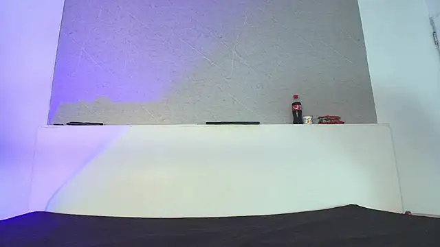 Snapshot of Jhon_and_Karol chatting on 07-23-26, 03:15 Jhon and Karol online show from 07-23-26, 03:15