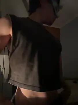 ludovicko- online show from 04-19-26, 03:17