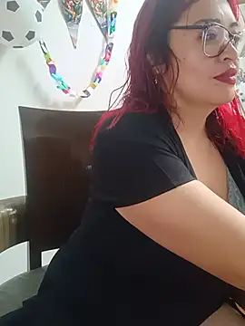 Snapshot of Amaranta-Luque chatting on 06-24-26, 07:35 Amaranta-Luque online show from 06-24-26, 07:35