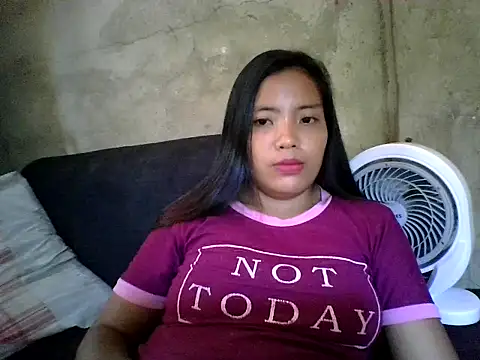 juicyredt online show from 04-28-26, 05:34