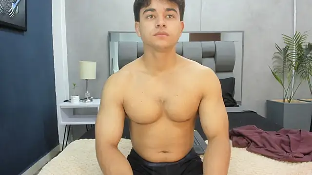 Snapshot of Charlie___Musk chatting on 06-03-26, 11:35 Charlie Musk online show from 06-03-26, 11:35