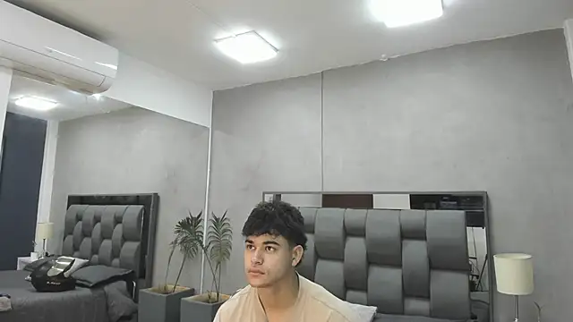 Snapshot of Charlie___Musk chatting on 06-20-26, 11:13 Charlie Musk online show from 06-20-26, 11:13