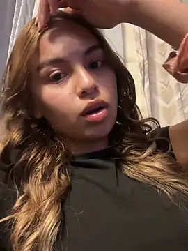 MaelyClaire online show from 04-20-26, 01:41