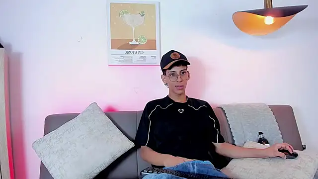 Snapshot of dax_blaze chatting on 04-29-26, 12:53 dax blaze online show from 04-29-26, 12:53