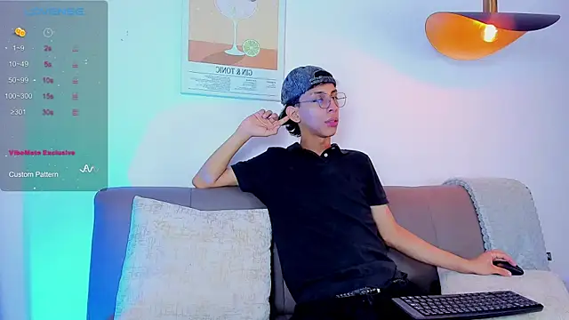 Snapshot of dax_blaze chatting on 05-06-26, 12:54 dax blaze online show from 05-06-26, 12:54