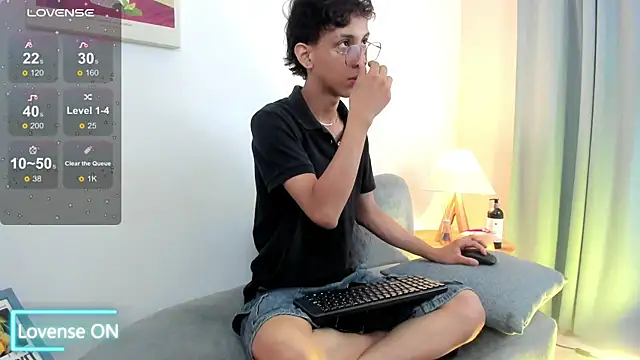 Snapshot of dax_blaze chatting on 06-06-26, 01:27 dax blaze online show from 06-06-26, 01:27