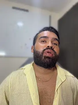 LucaLaurent online show from 04-20-26, 02:25