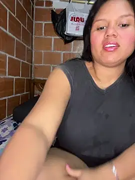 Snapshot of Candelita-hott chatting on 07-07-26, 05:21 Candelita-hott online show from 07-07-26, 05:21
