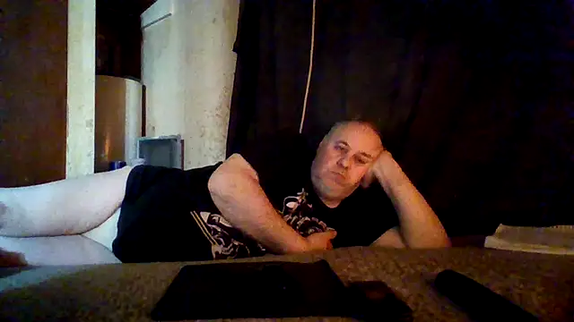 Snapshot of Nightshade1195 chatting on 05-21-26, 06:04 Nightshade1195 online show from 05-21-26, 06:04