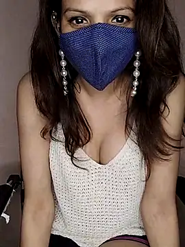 Snapshot of lovelyrosewifey chatting on 05-04-26, 11:17 lovelyrosewifey online show from 05-04-26, 11:17