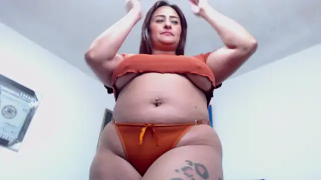 FrancheskaCurvy online show from 04-22-26, 02:36