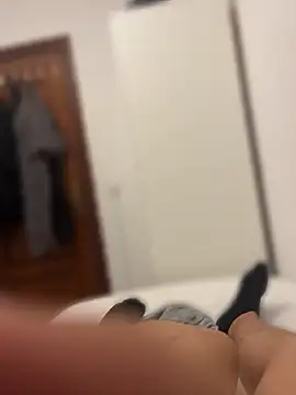 andresgh10 online show from 04-20-26, 06:20