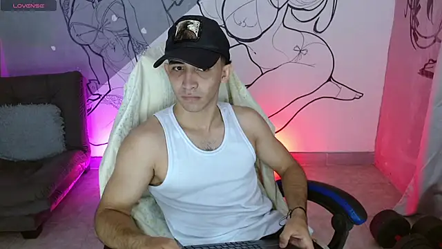 Snapshot of caius_bigcock1 chatting on 05-27-26, 12:35 caius bigcock1 online show from 05-27-26, 12:35