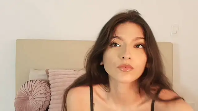 Snapshot of RachelDuque chatting on 07-16-26, 10:27 RachelDuque online show from 07-16-26, 10:27