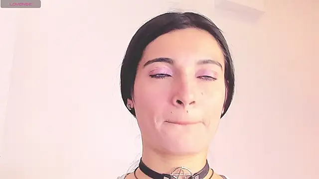 MilaWhitte online show from 07-16-26, 04:24