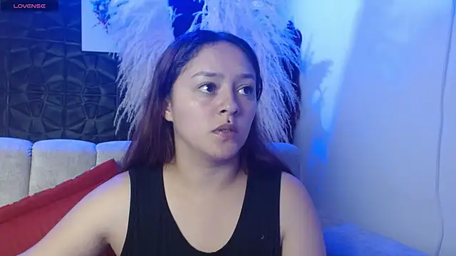 Snapshot of emily16092020 chatting on 06-04-26, 01:39 emily16092020 online show from 06-04-26, 01:39