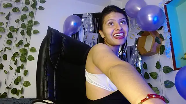 Jennal-Guerrero online show from 06-04-26, 12:05