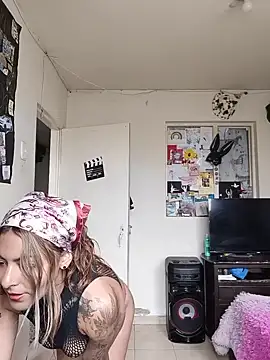 Snapshot of evafuckasd chatting on 06-12-26, 06:07 evafuckasd online show from 06-12-26, 06:07