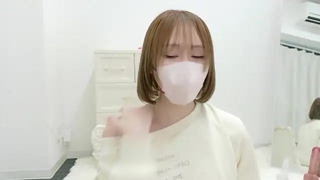 remuchan   online show from 04-27-26, 07:50