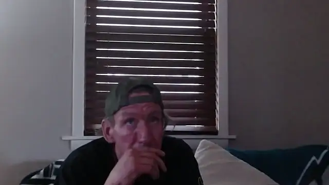 studlyhardwoodd online show from 04-25-26, 03:42