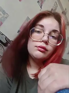 Snapshot of LoisFox chatting on 05-06-26, 11:59 LoisFox online show from 05-06-26, 11:59