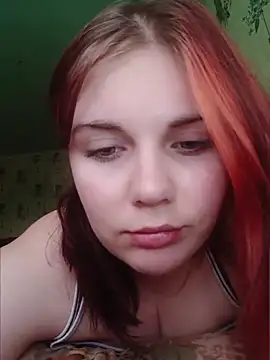 Snapshot of LoisFox chatting on 05-08-26, 02:17 LoisFox online show from 05-08-26, 02:17