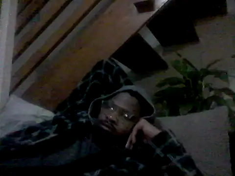Snapshot of LunjeSA chatting on 08-03-26, 08:45 LunjeSA online show from 08-03-26, 08:45