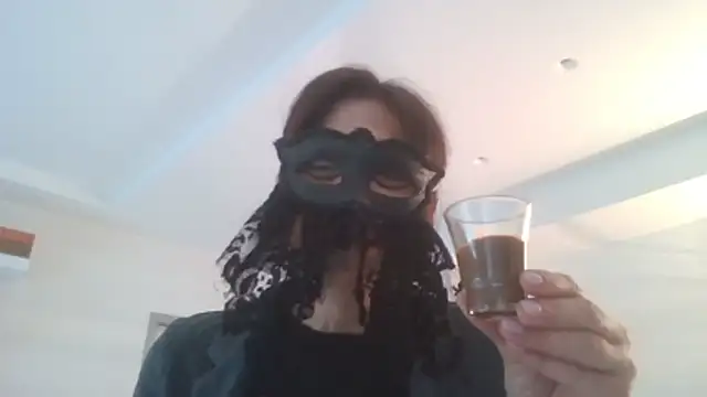 HelenTiAscolta online show from 05-15-26, 08:10